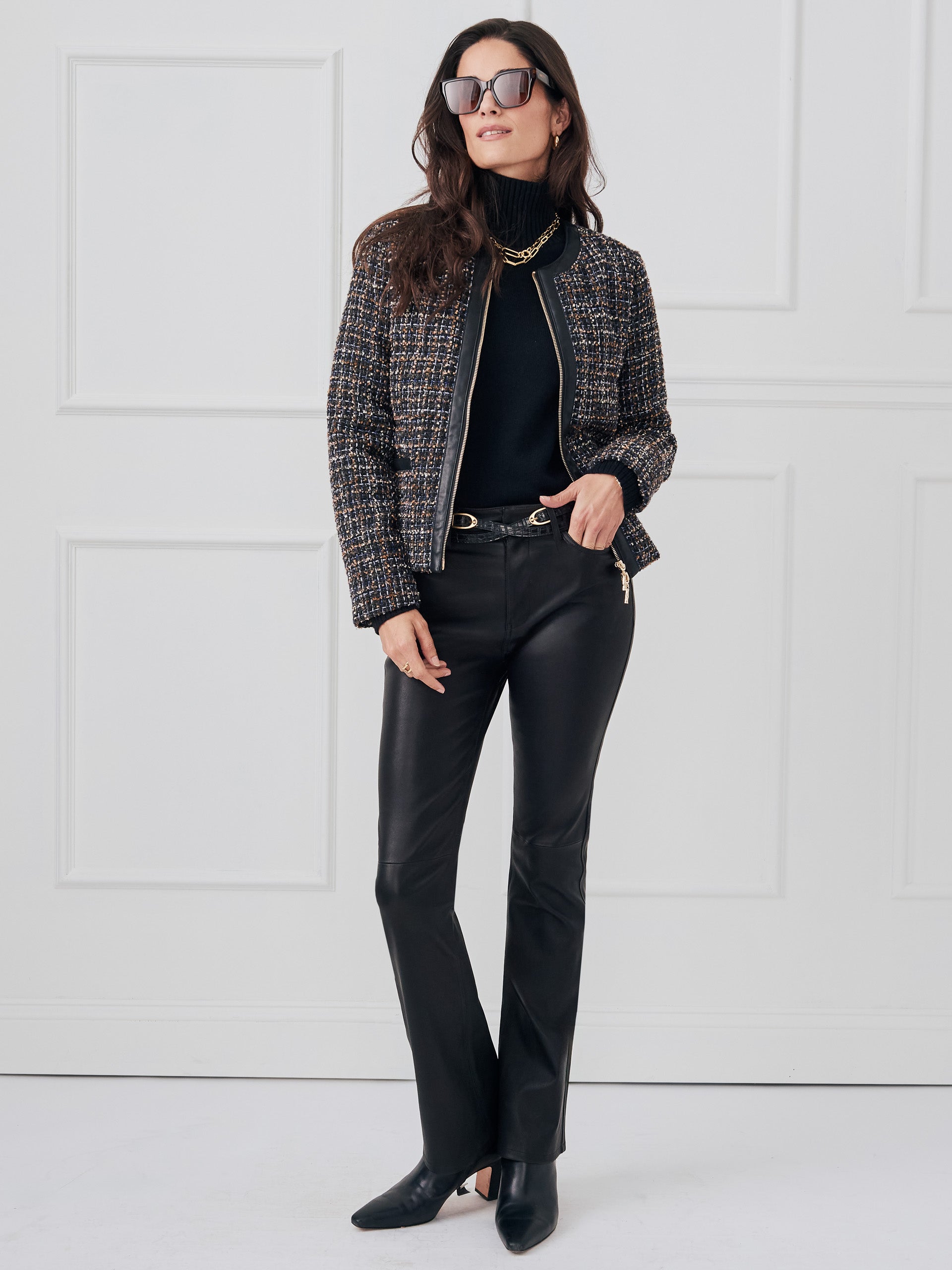 hughes_0232261022_black_tan_0712-3