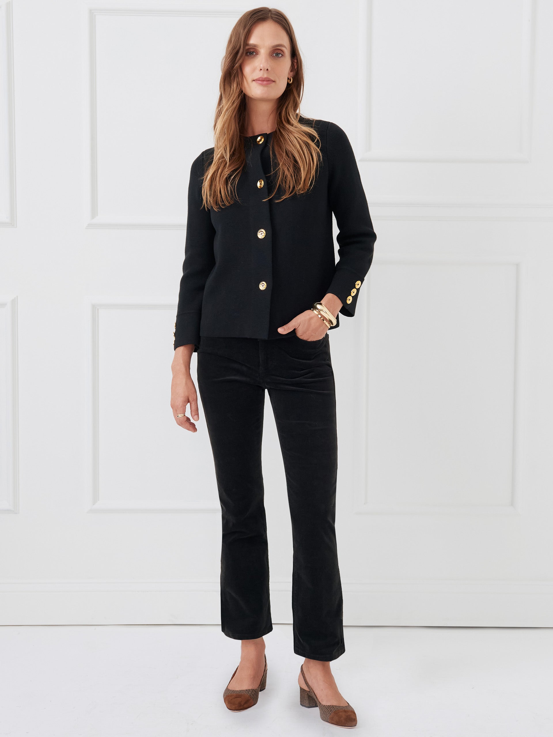 lenni_0207351022_black_1254_c86f9d86-fb25-4af6-9d4a-4b09ab63bb11-1