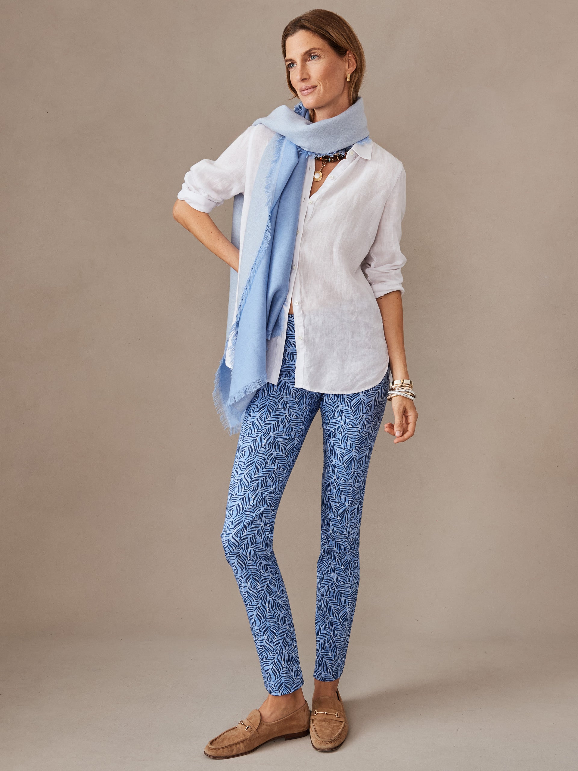 masie_0134156408_palm_breeze_navy_lt_blue_014-1