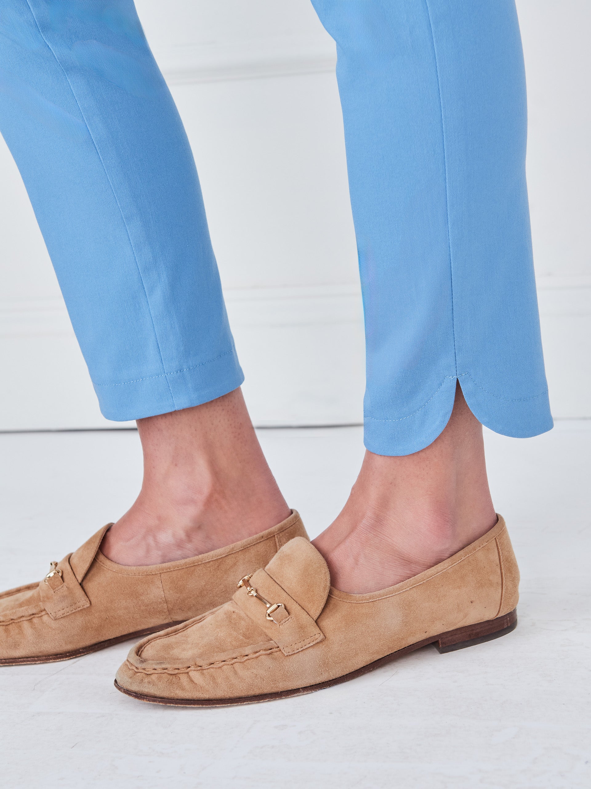 romilly_0204131022_ash_blue_038